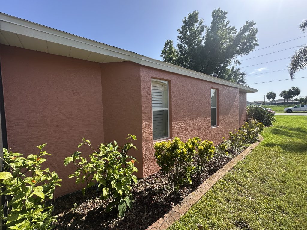 fresh exterior paint on the side of a sarasota home